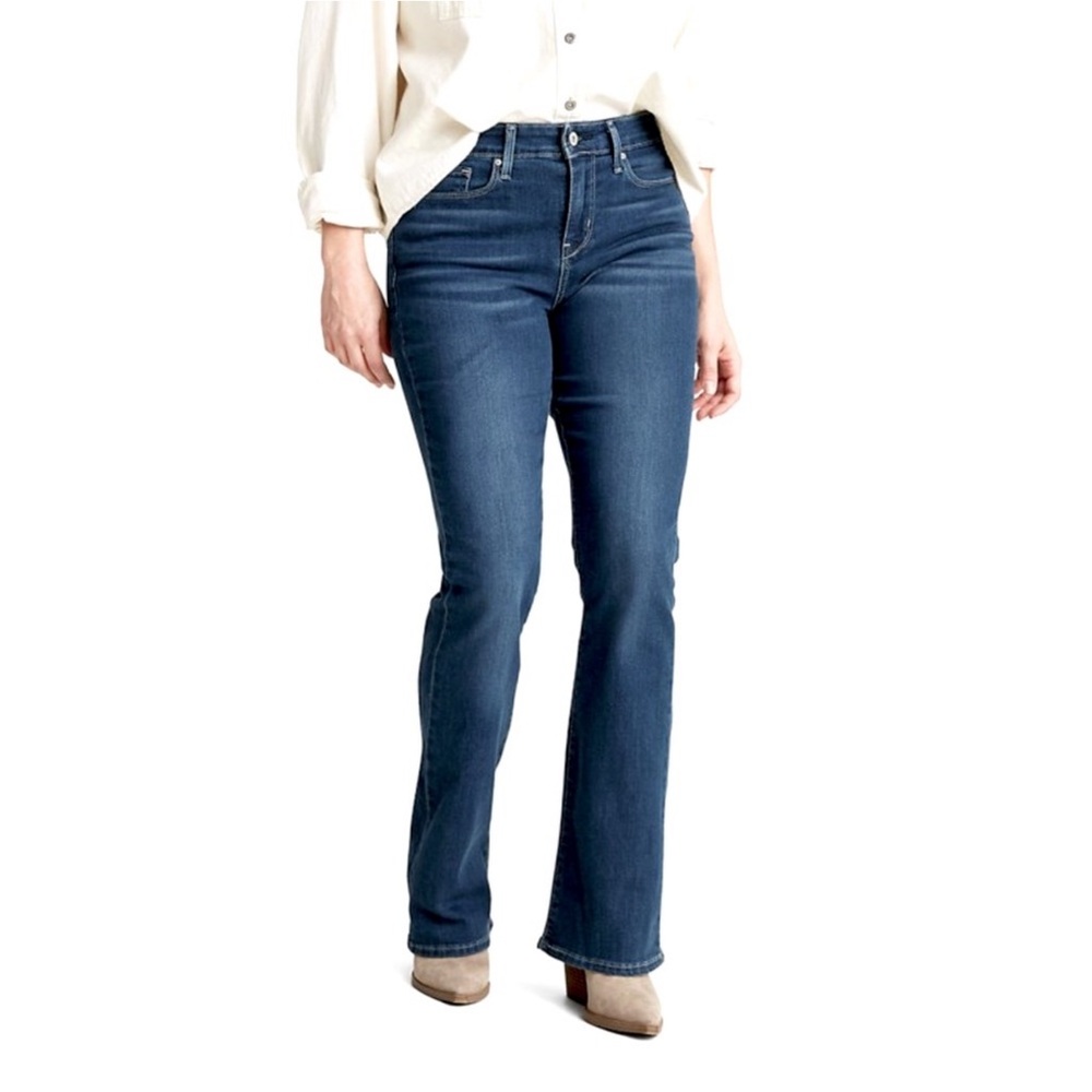 Signature Gold by Levi Strauss bootcut jeans 20S 35x30